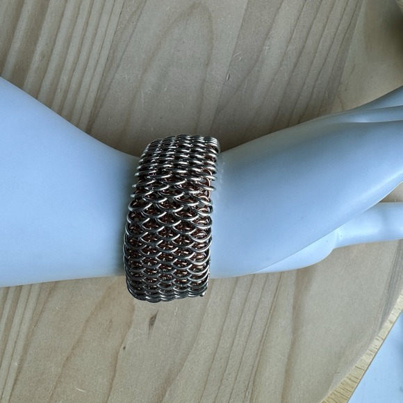 VTG Dragonscale Chainmail Cuff Bracelet Size 6.25 Copper Silver Tone Boho Toggle - Picture 4 of 6